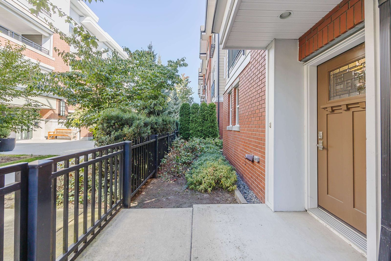 Listing Image 14
