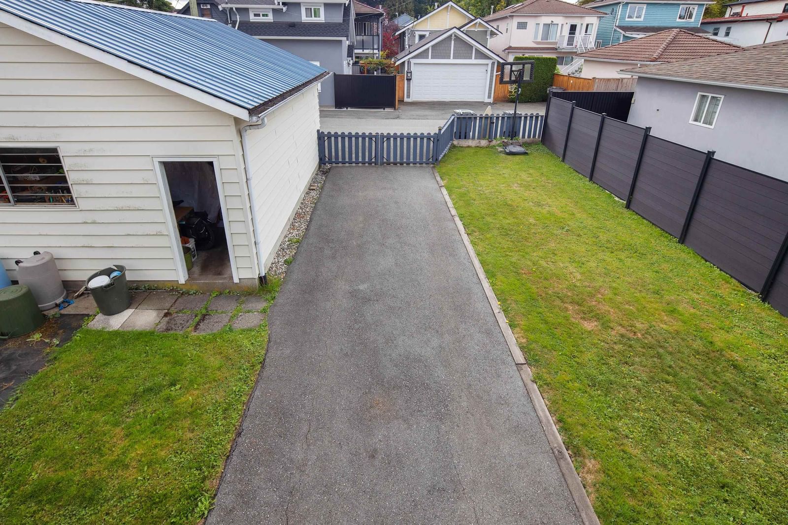Listing Image 21