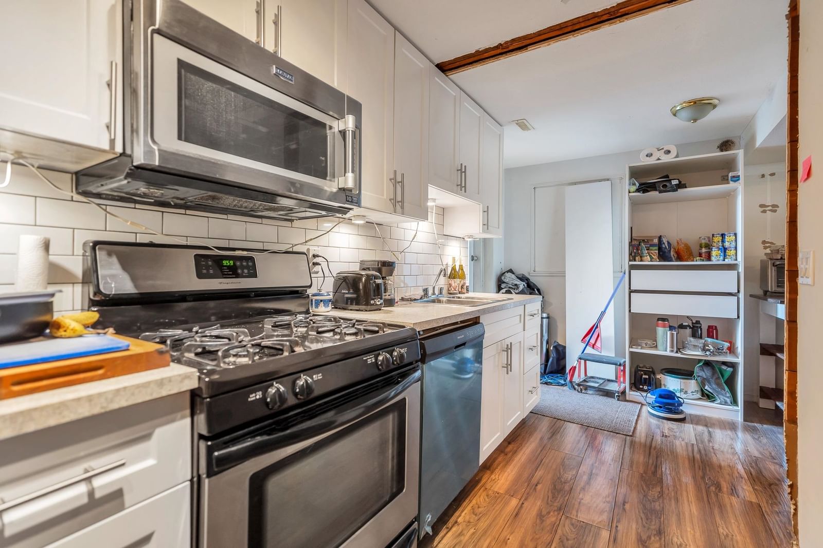 Listing Image 15