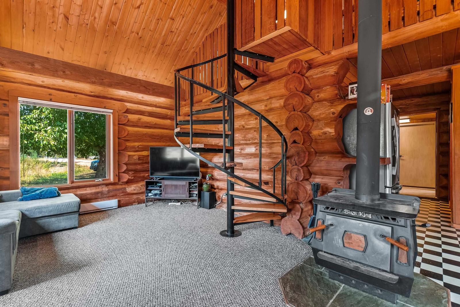 Listing Image 9