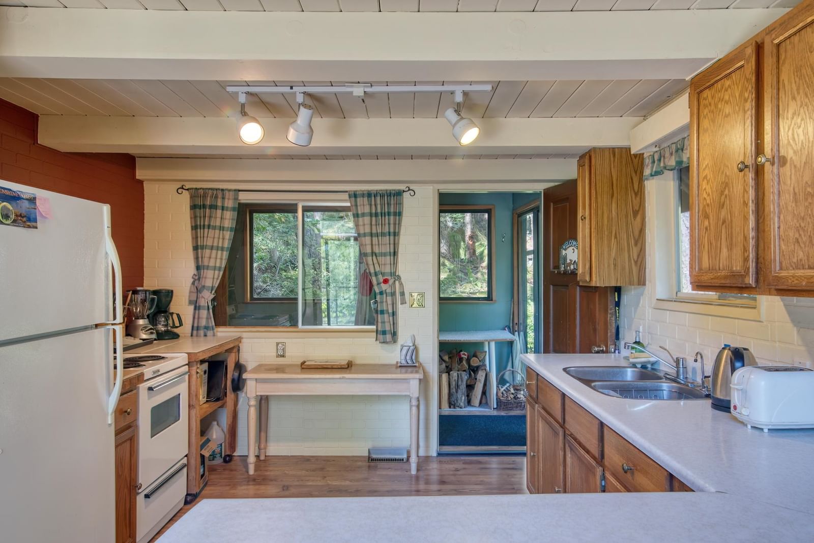 Listing Image 14