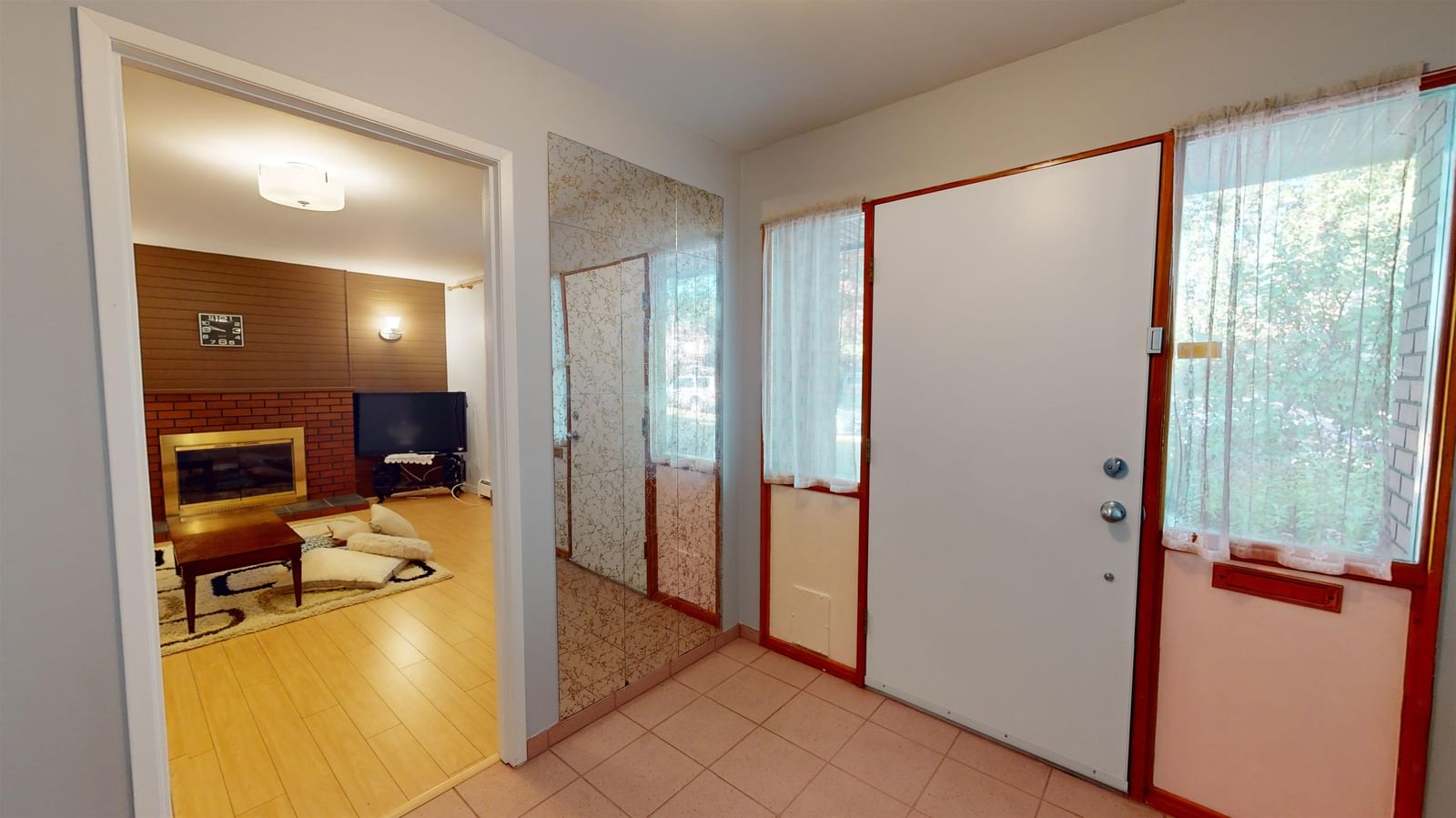 Listing Image 16