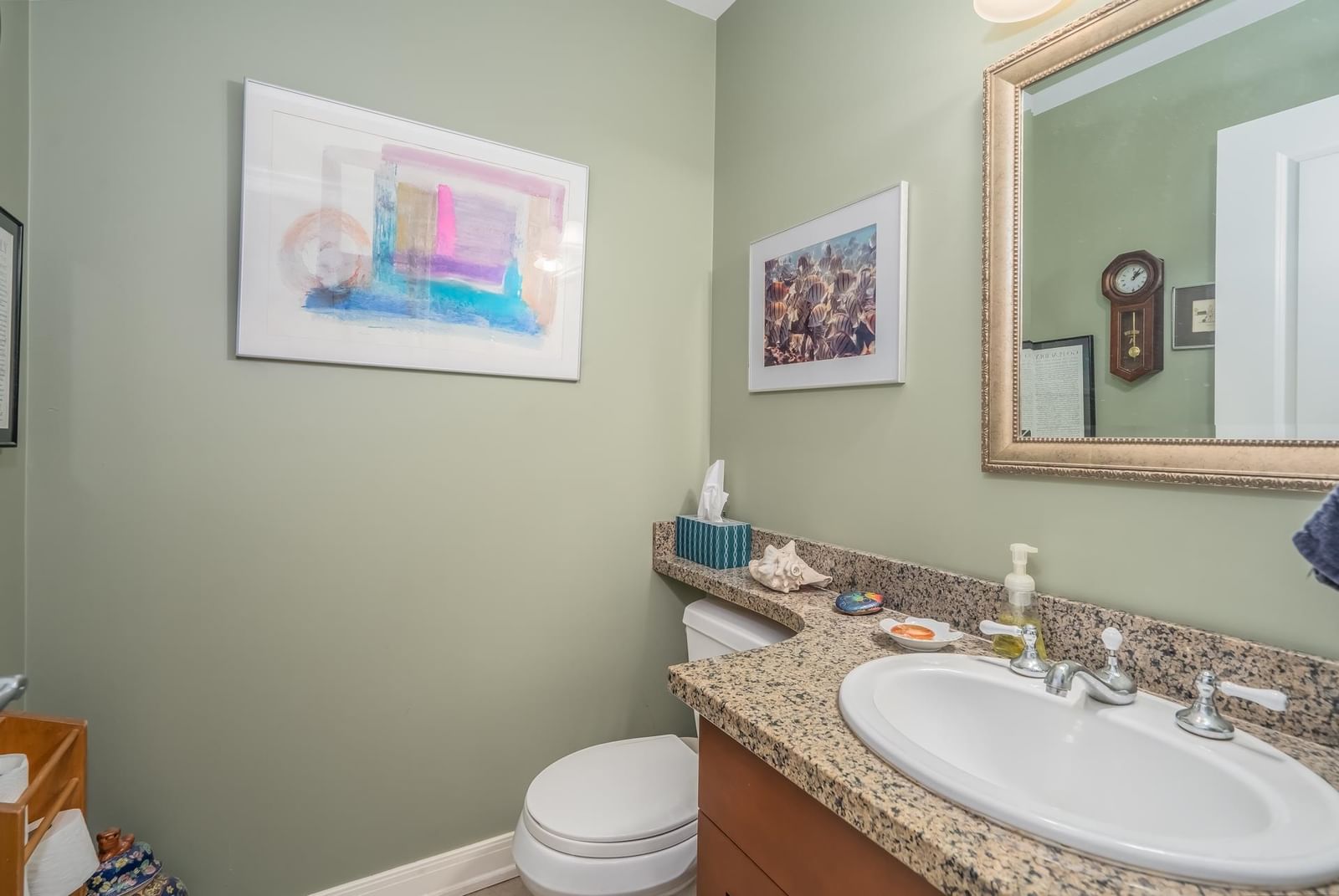 Listing Image 14