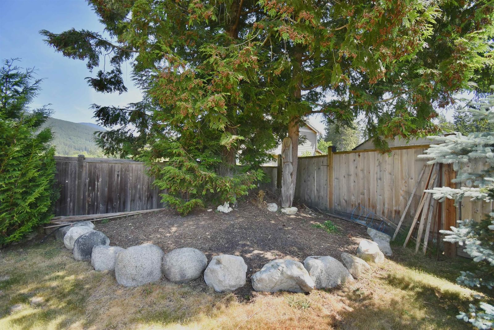 Listing Image 40