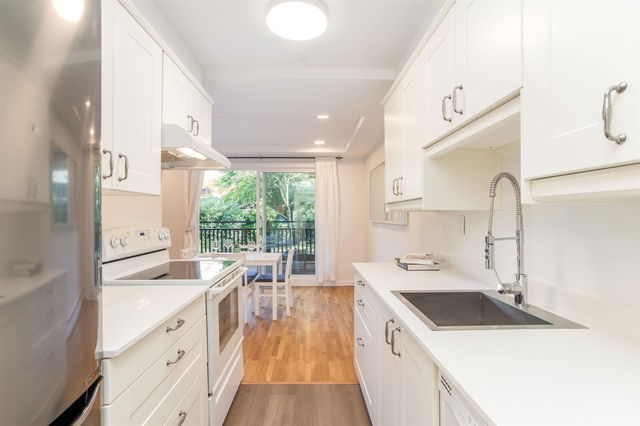 1203 - 555 28th Street