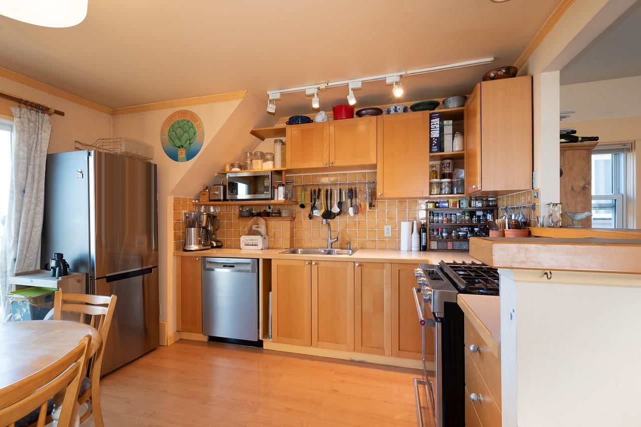Listing Image 18