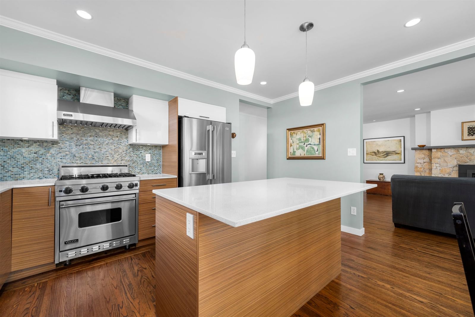 Listing Image 15