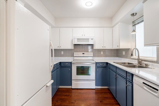 407 - 937 14th Avenue
