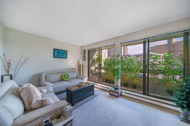 204 - 2119 Bellevue Avenue