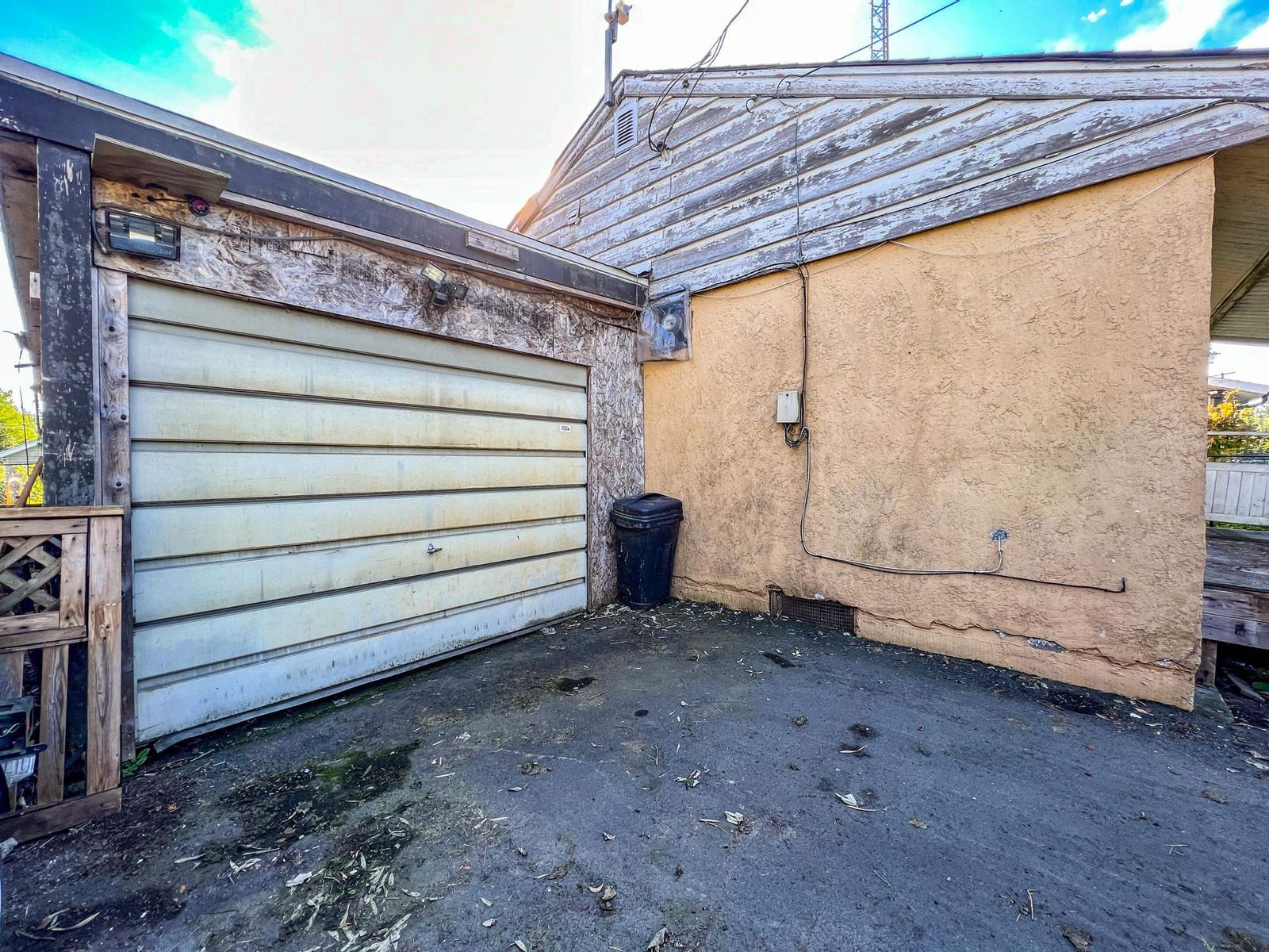 Listing Image 18