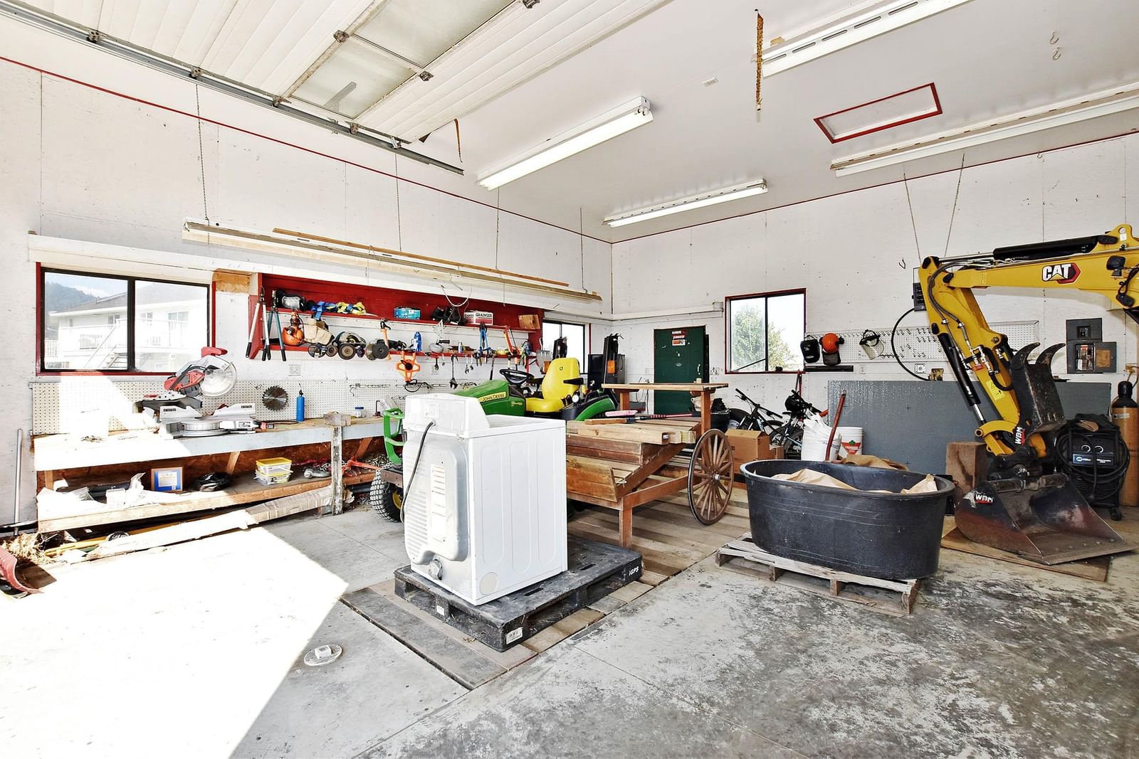 Listing Image 36