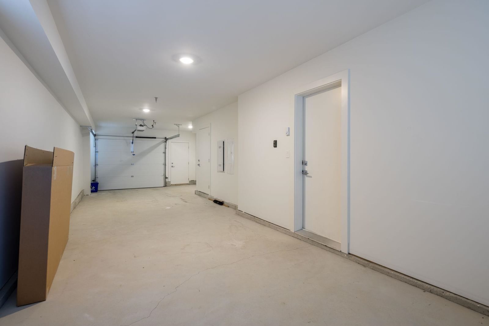 Listing Image 24