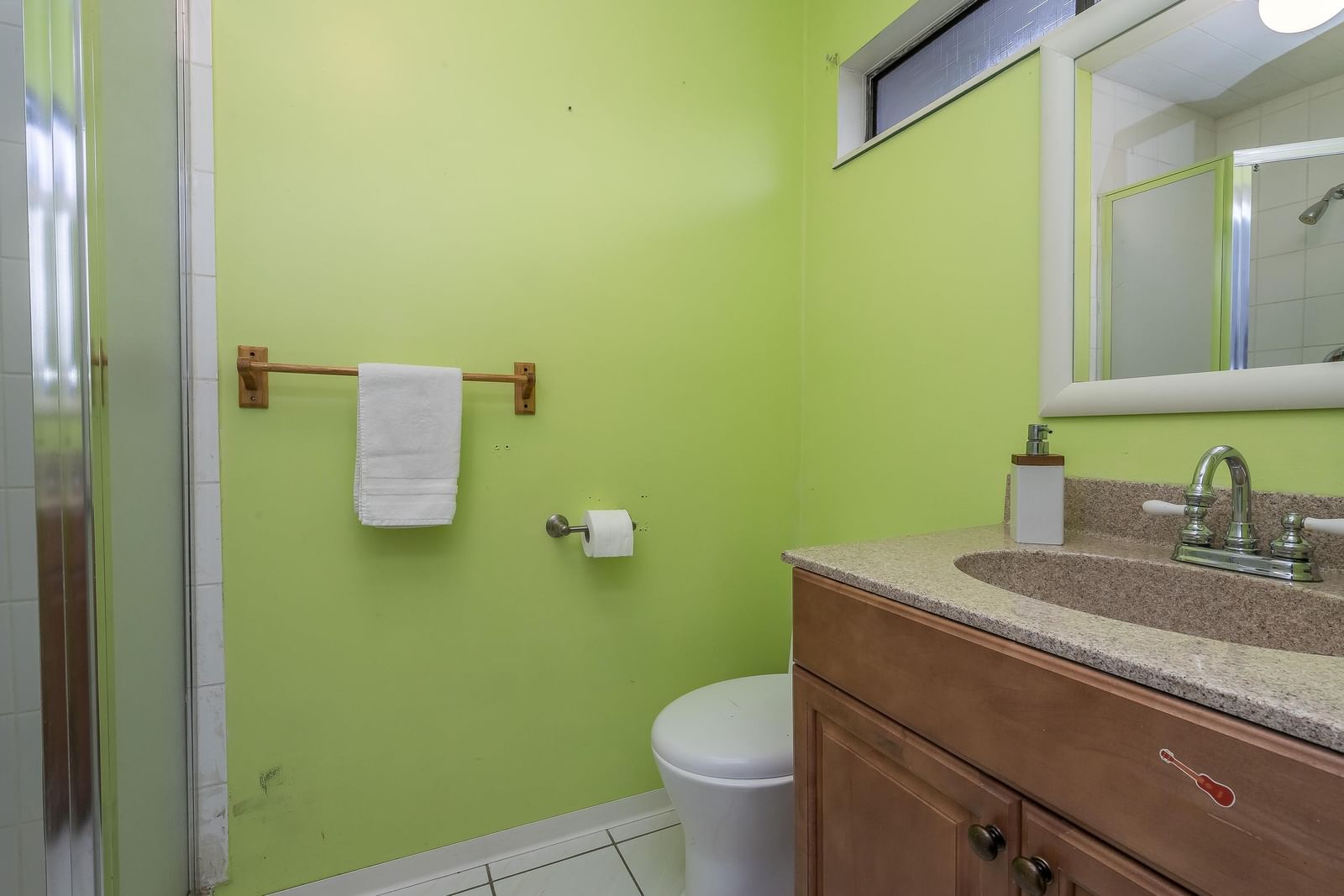 Listing Image 17