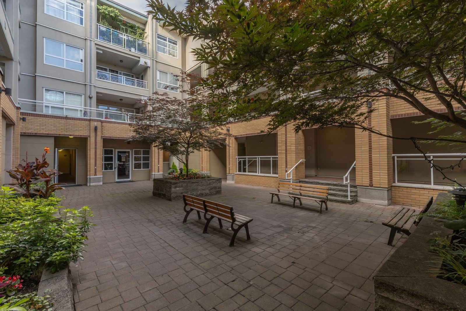 Listing Image 22