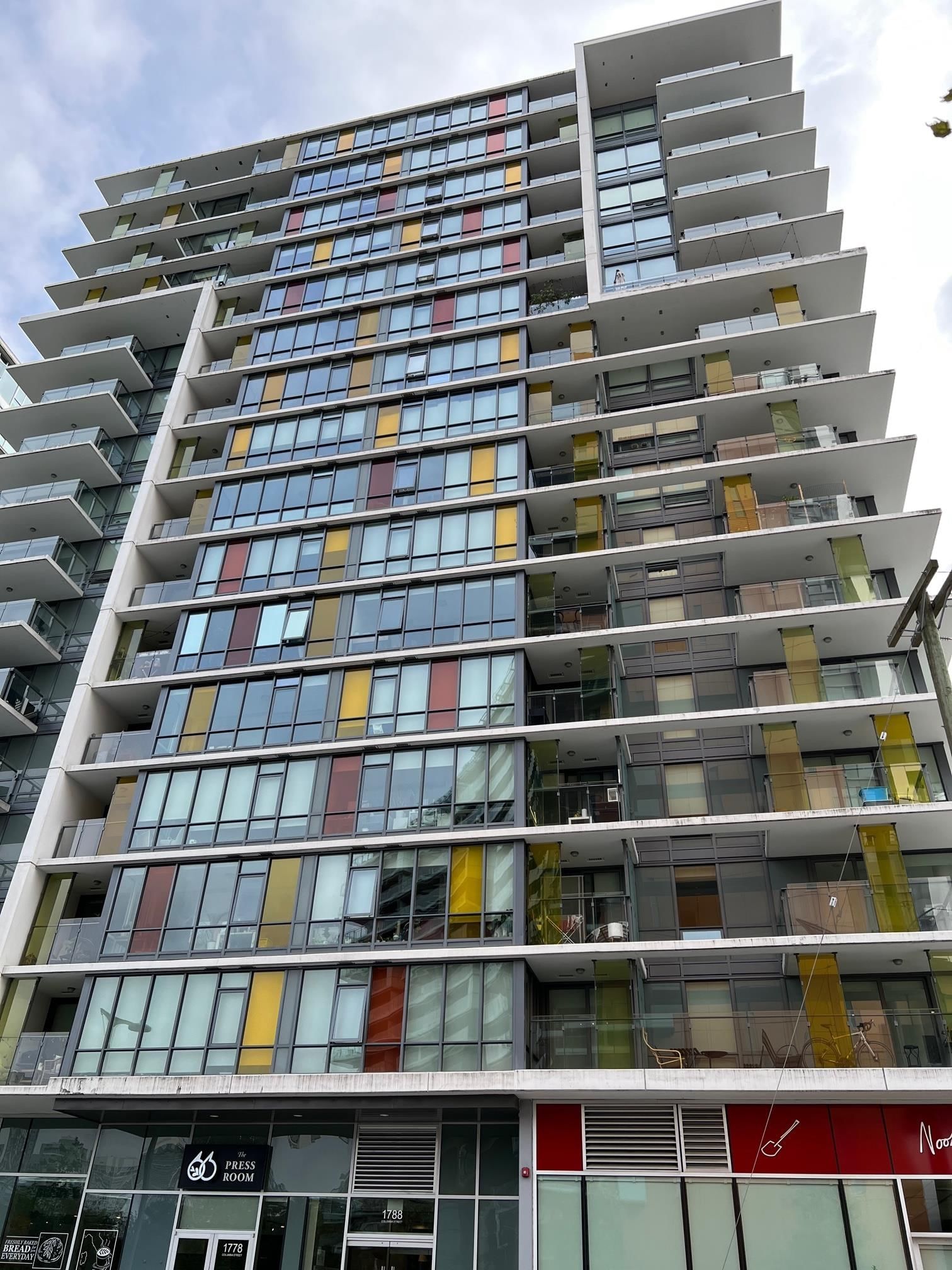 Listing Image 1