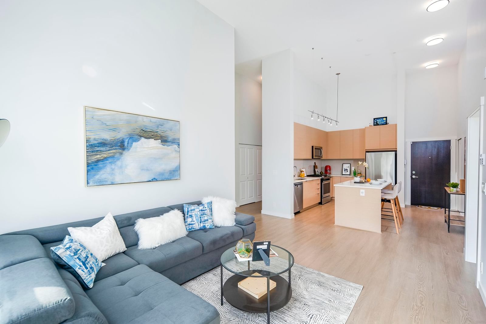 Listing Image 19