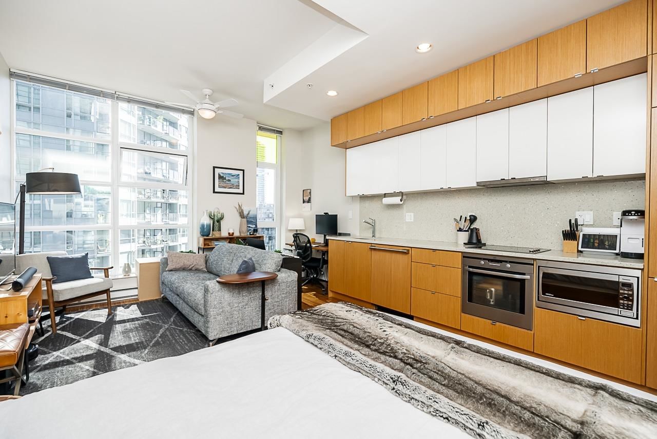 Listing Image 10