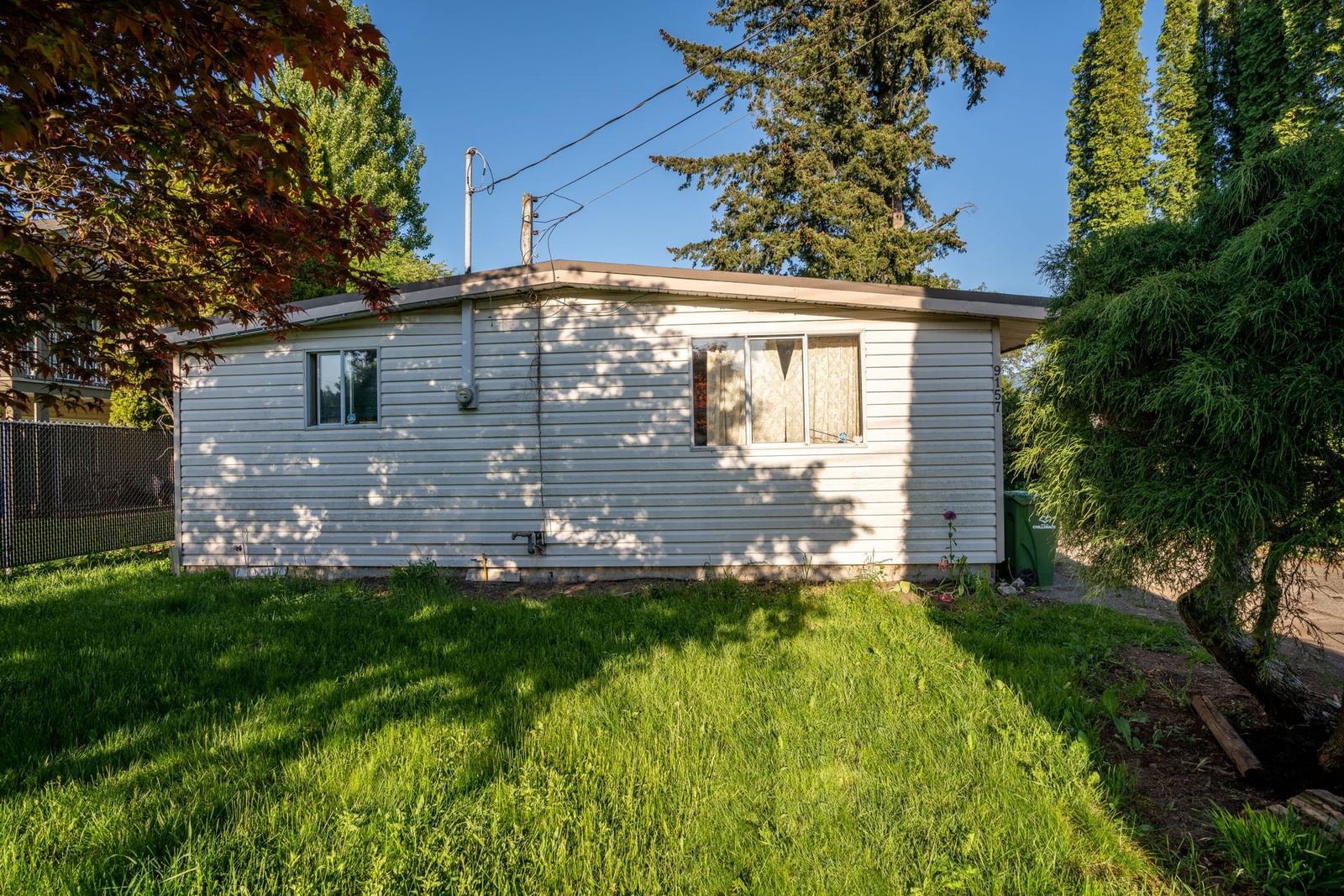 Listing Image 18