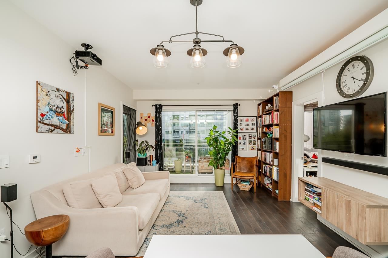 Listing Image 14