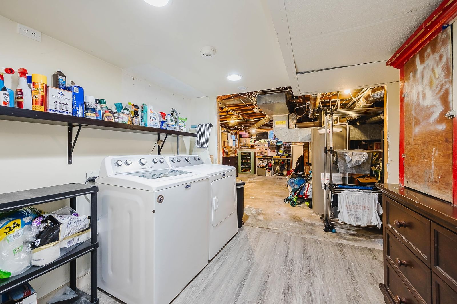 Listing Image 19