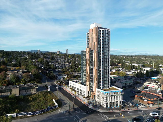 1003 - 901 Lougheed Highway