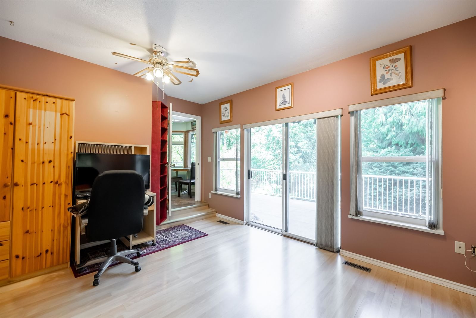 Listing Image 14