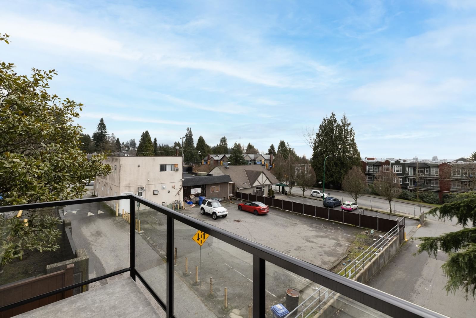 Listing Image 17
