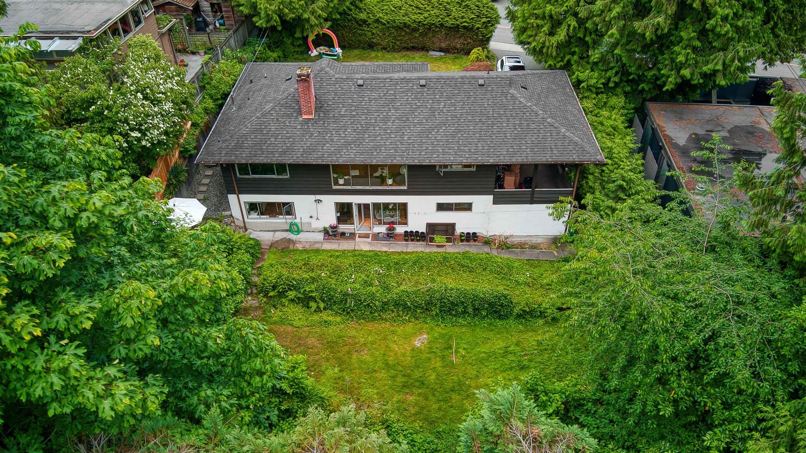 Listing Image 5