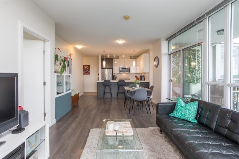 Listing Image 9