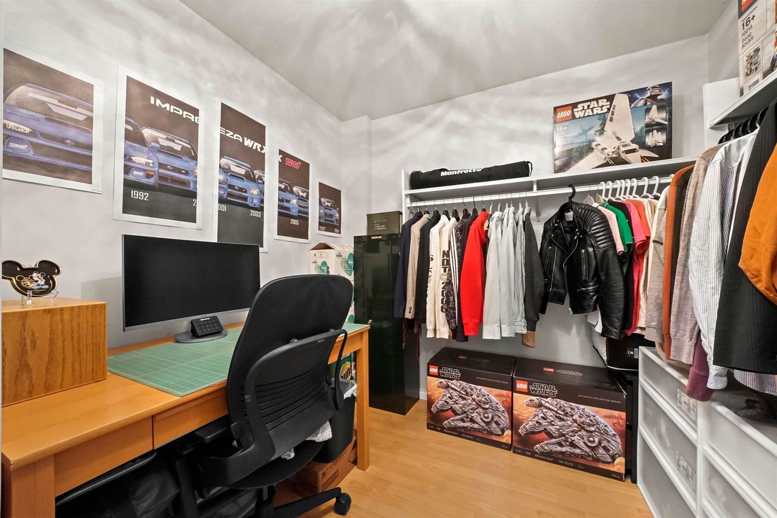 Listing Image 11