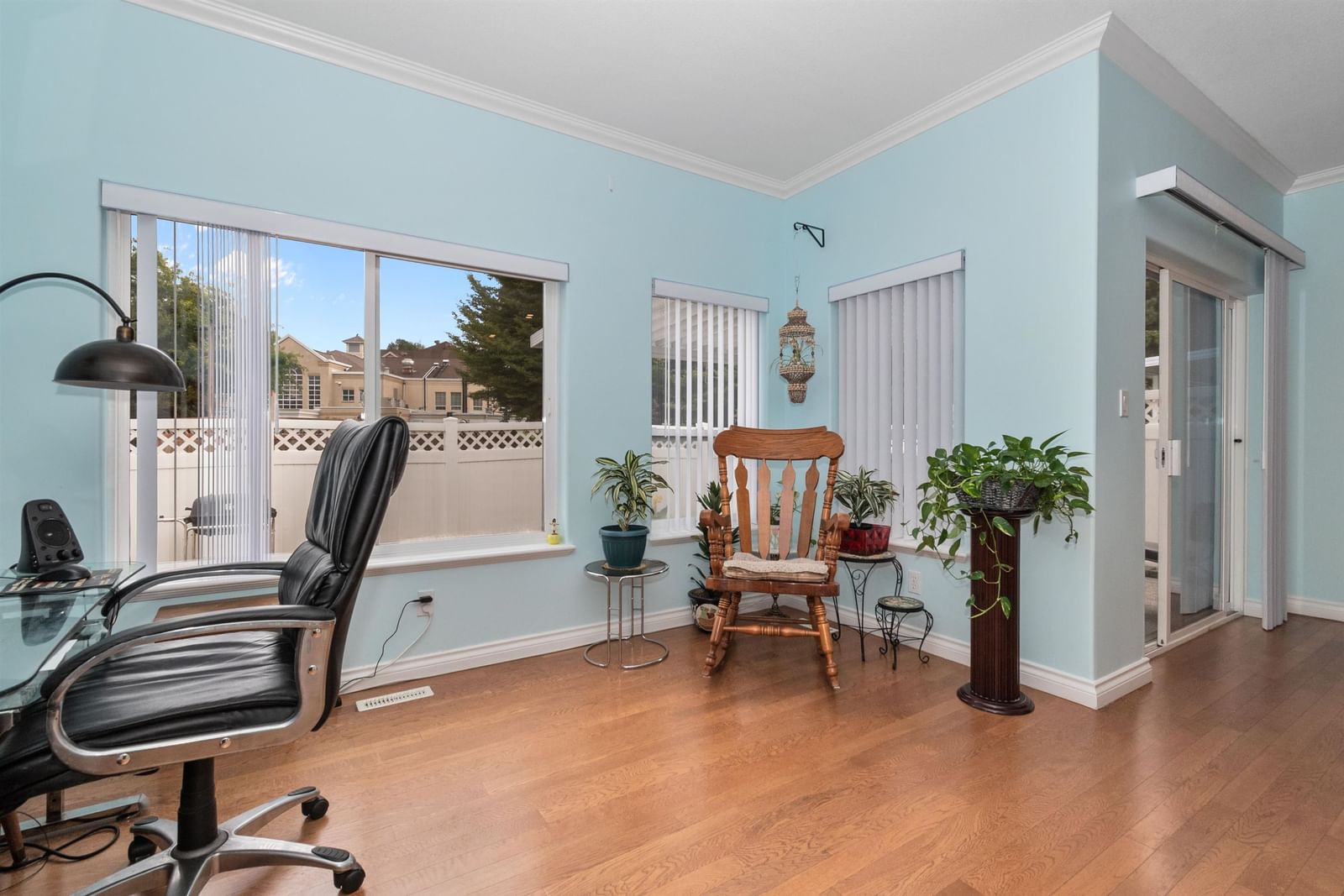 Listing Image 13