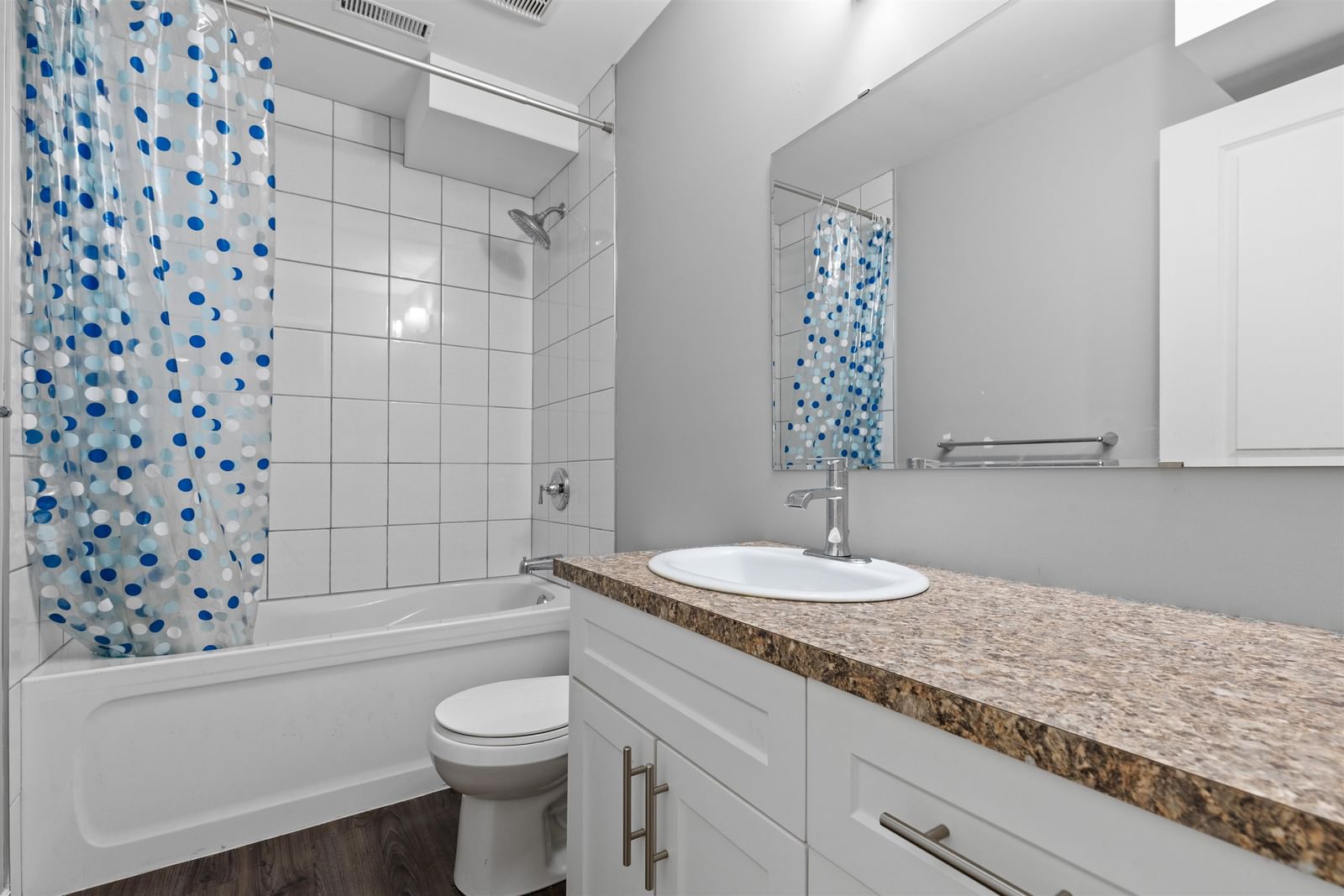 Listing Image 34