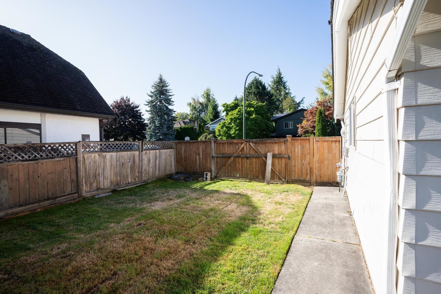Listing Image 28