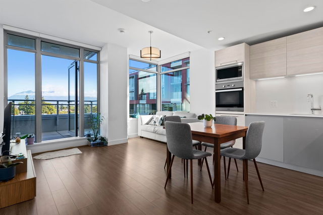 501 - 523 King Edward Avenue