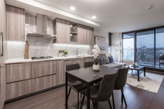 2302 - 433 Marine Drive