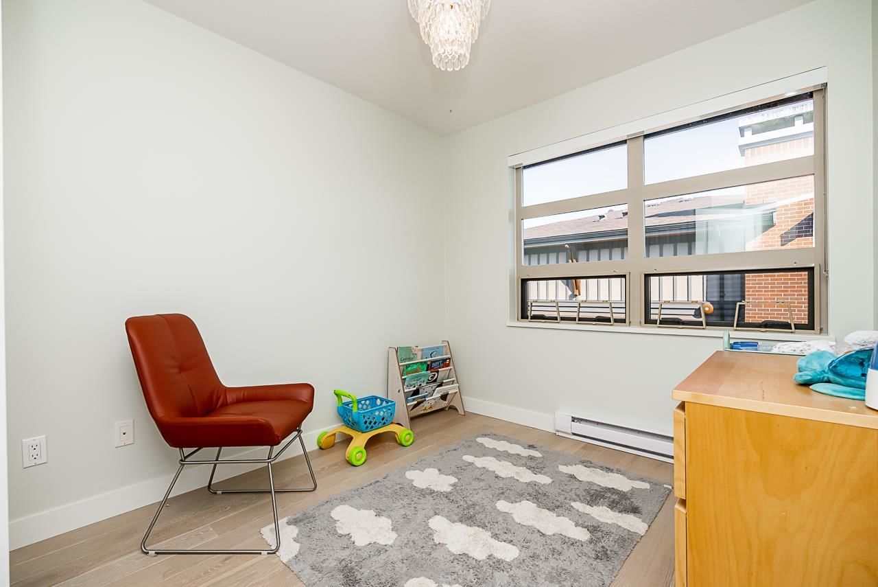 Listing Image 20