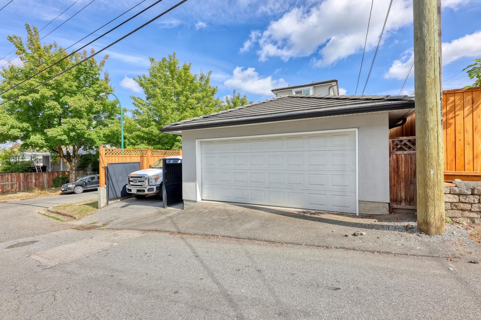 Listing Image 21