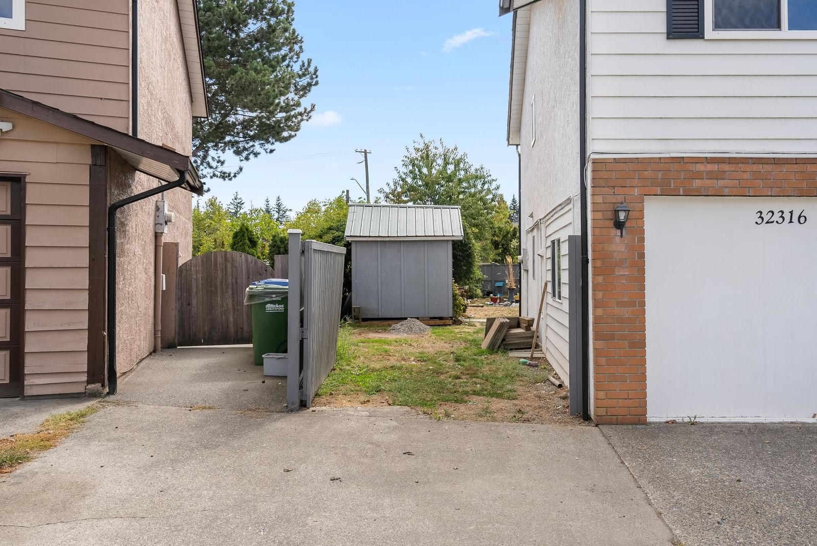 Listing Image 8