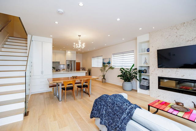 228 12th Street