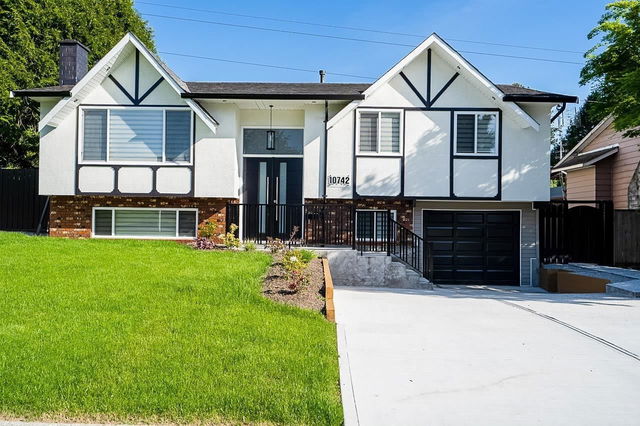10742 Ramona Way