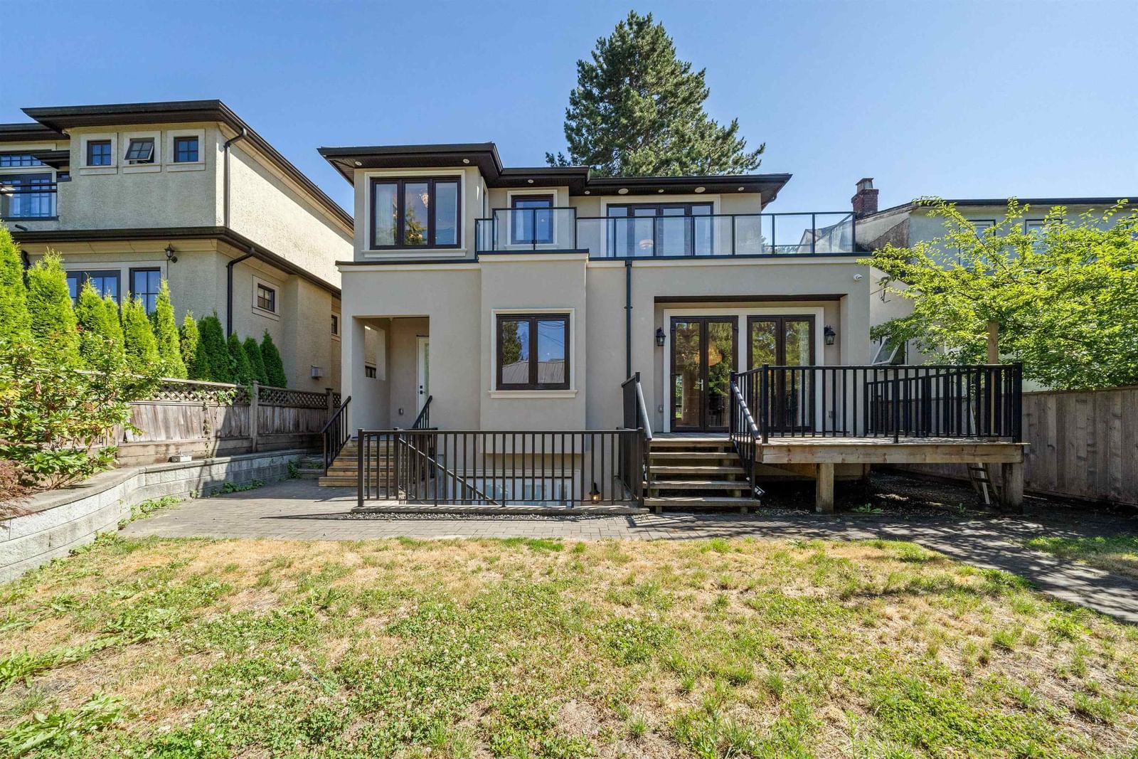 Listing Image 16