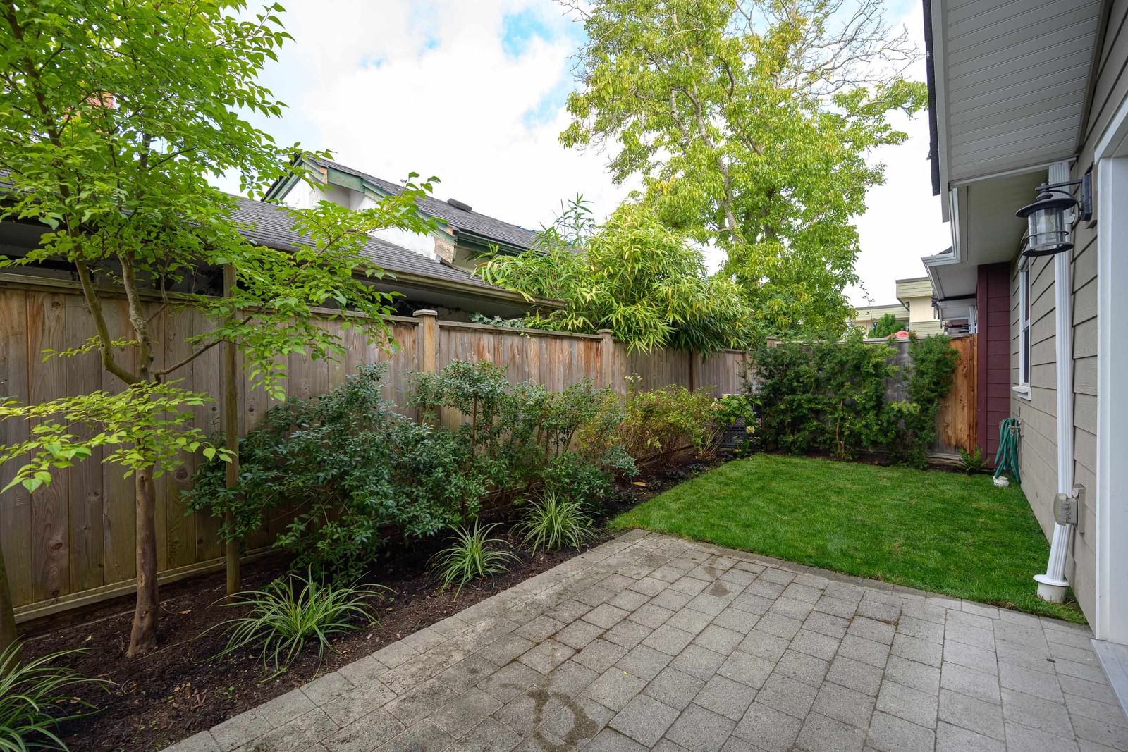 Listing Image 32