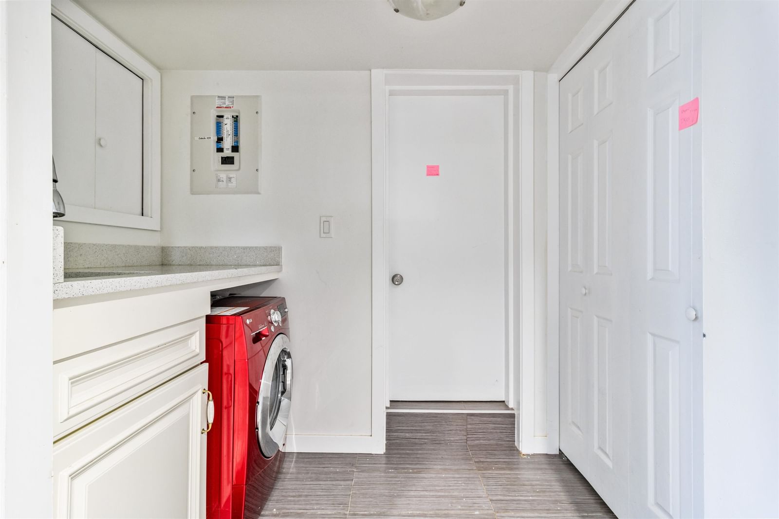 Listing Image 17