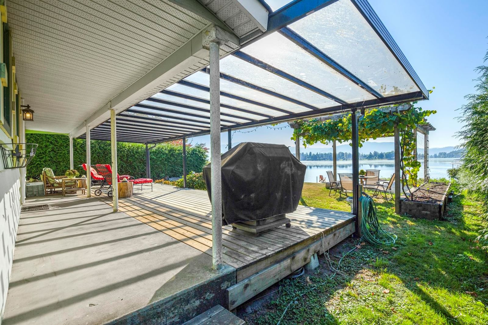 Listing Image 17