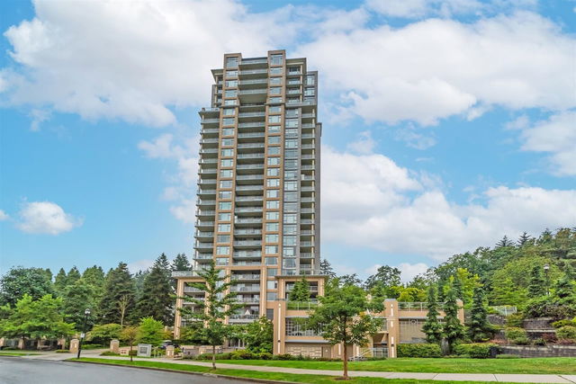 806 - 280 Ross Drive