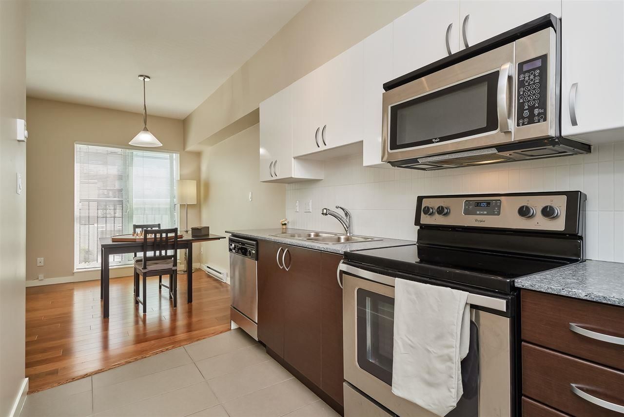 Listing Image 6