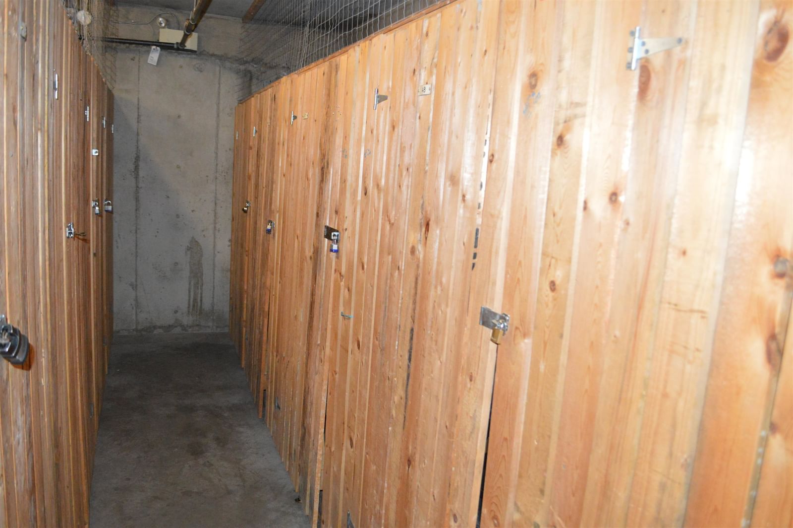 Listing Image 13