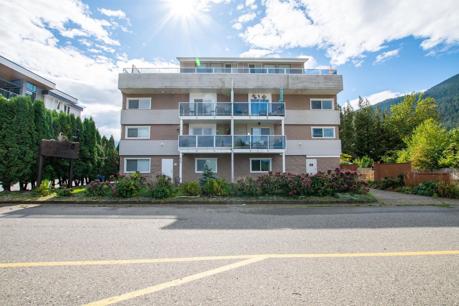 Listing Image 1