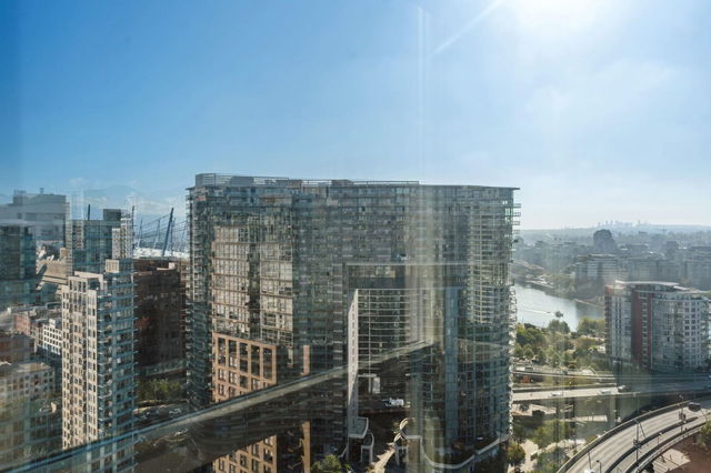 3008 - 1009 Expo Boulevard
