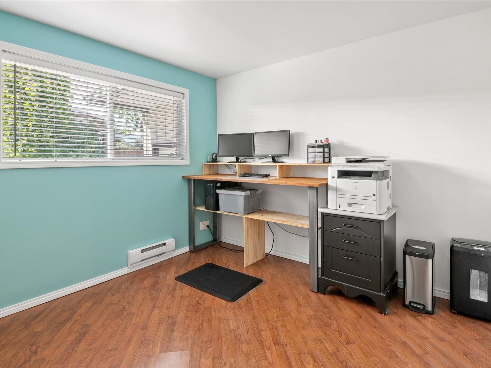 Listing Image 12